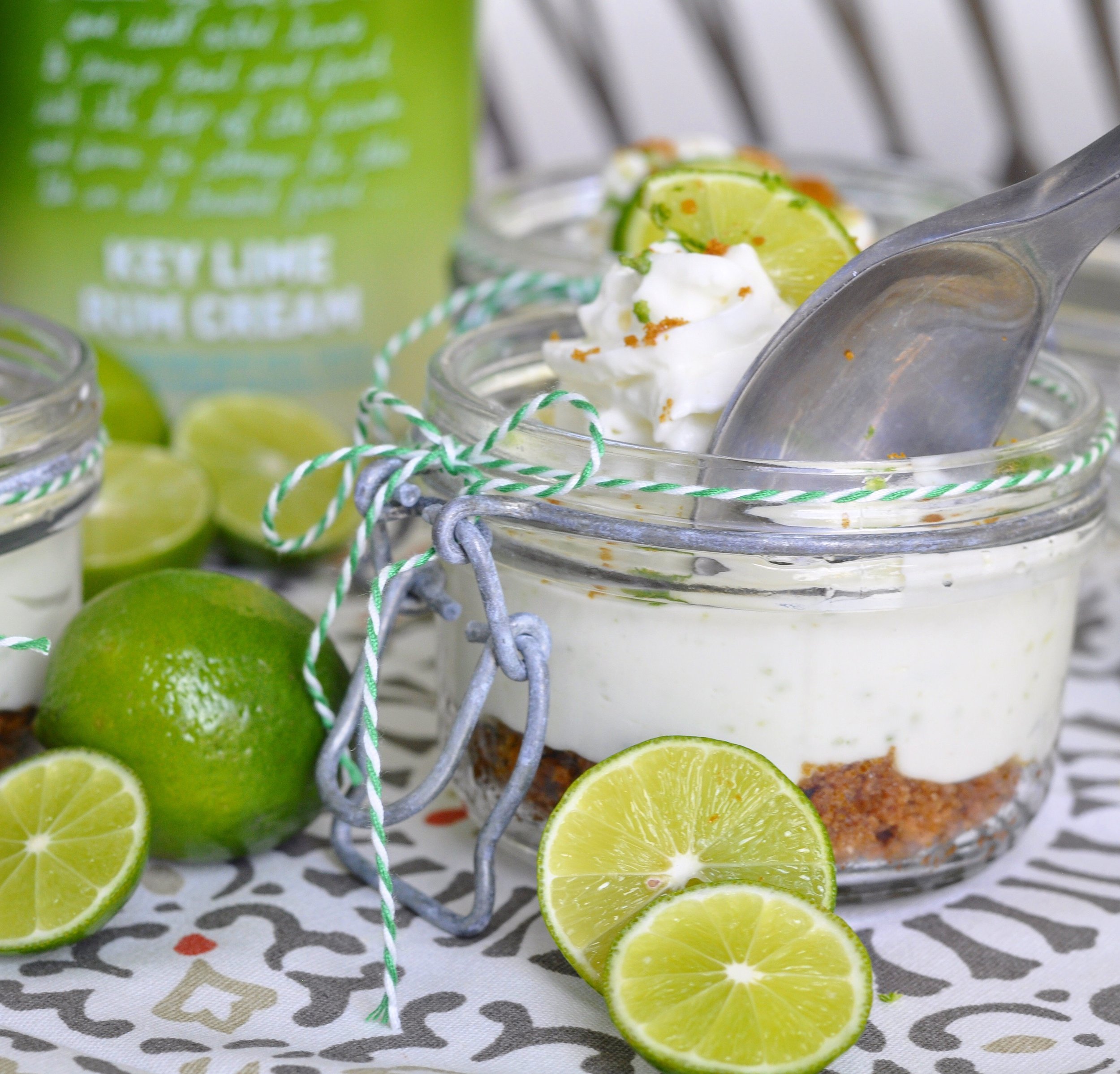 Boozy No Bake Key Lime Pie Cheesecakes | Couple in the Kitchen