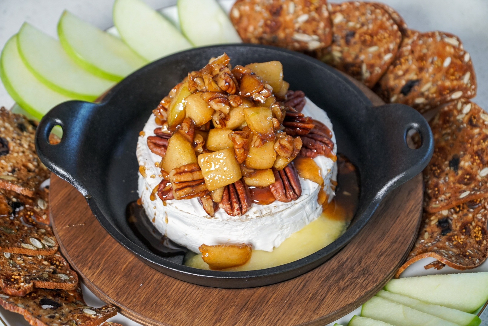 Baked Brie with Apples, Honey and Nuts - Del's cooking twist