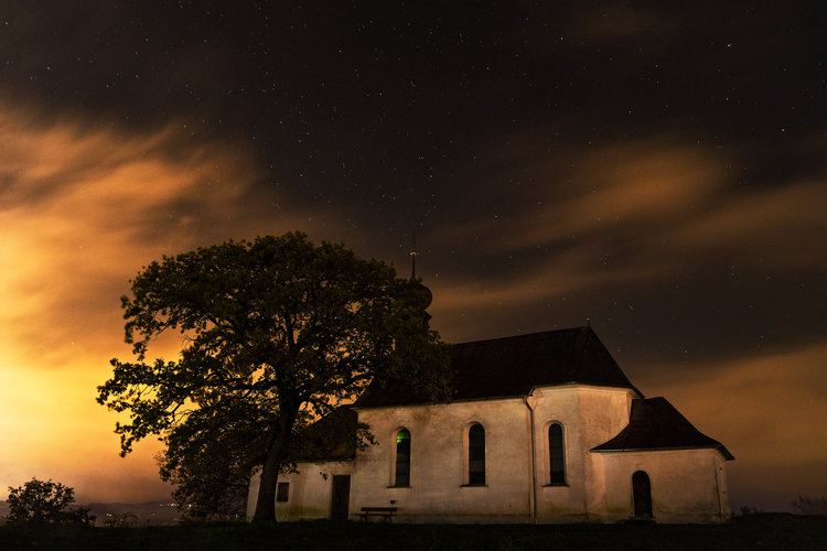 Haunted House Date Idea - List of Autumn Date Ideas