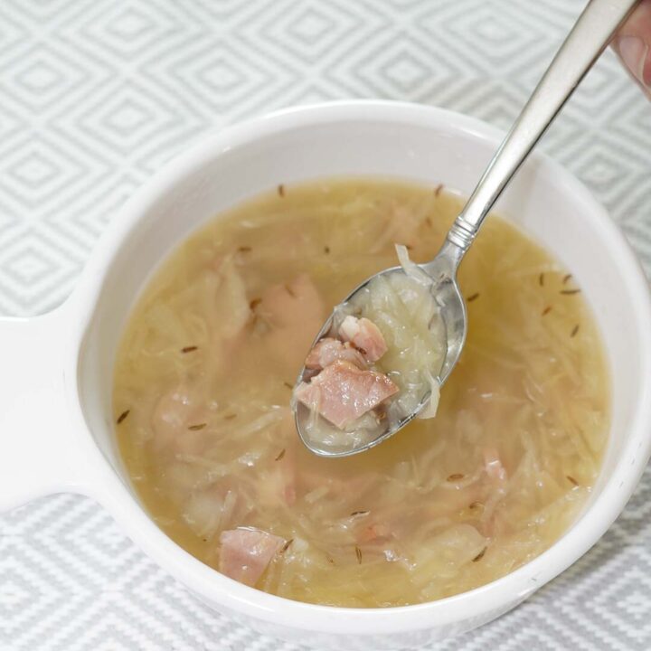 Reuben soup in a bowl