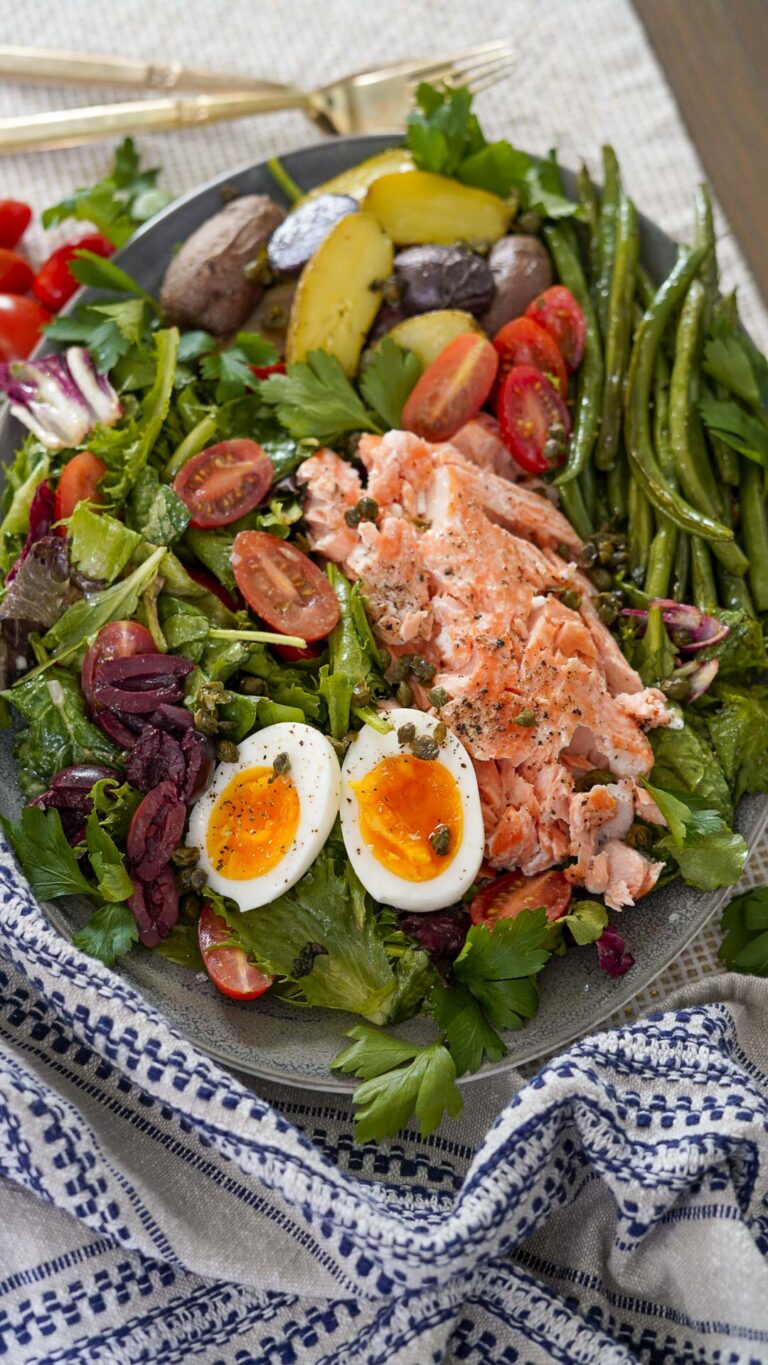 Salmon Niçoise Salad | Couple in the Kitchen