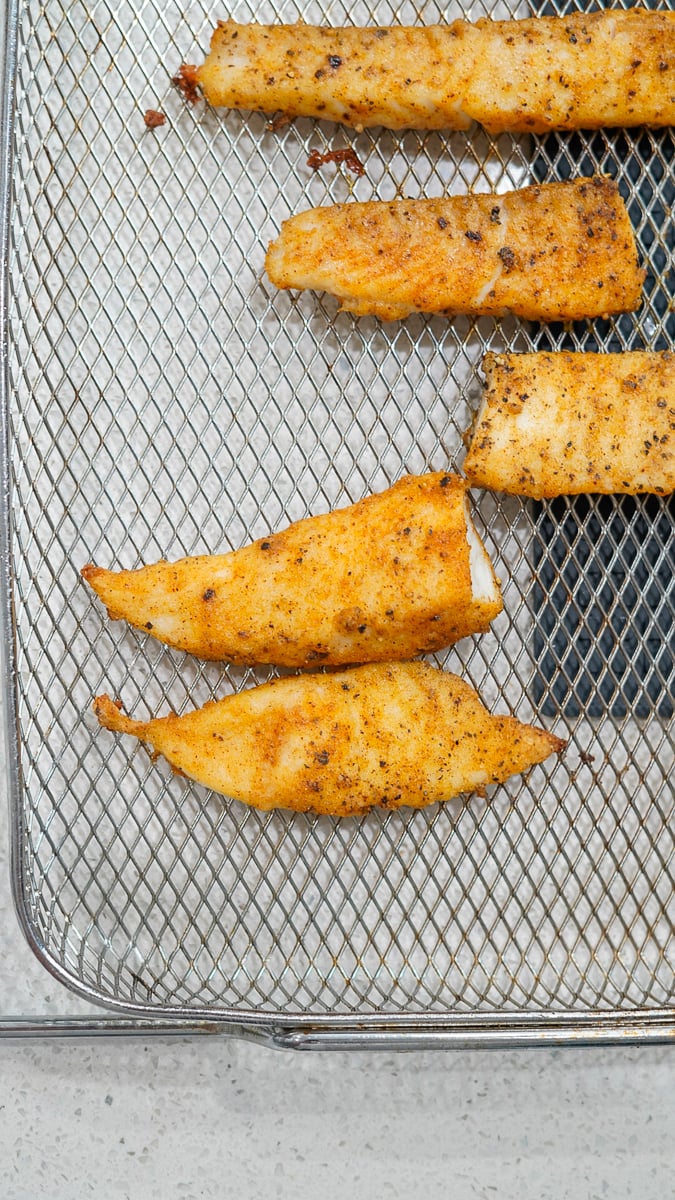 15 Minute Air Fryer Tilapia Fish Tacos Couple in the Kitchen