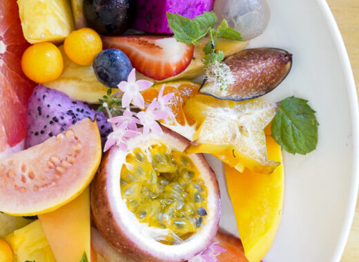 Instagramable fruit plate from our list of the best things to eat in Maui Hawaii.