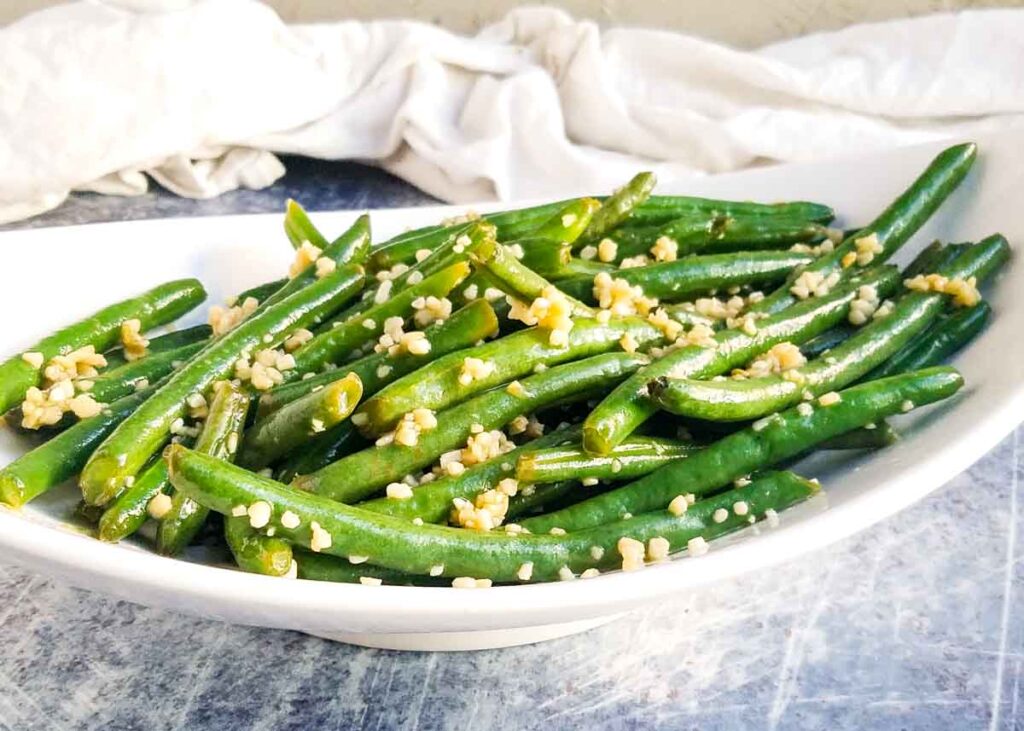 Sauteed garlic green beans.