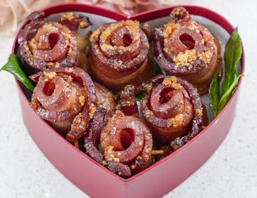 Candied bacon roses in a gift box.