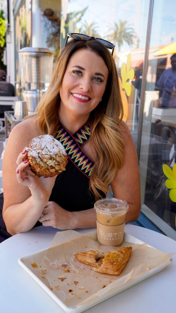 Woman at a bakery restaurant in Long Beach, California.