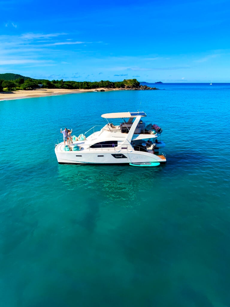 Couple on a St. Martin private boat charter.