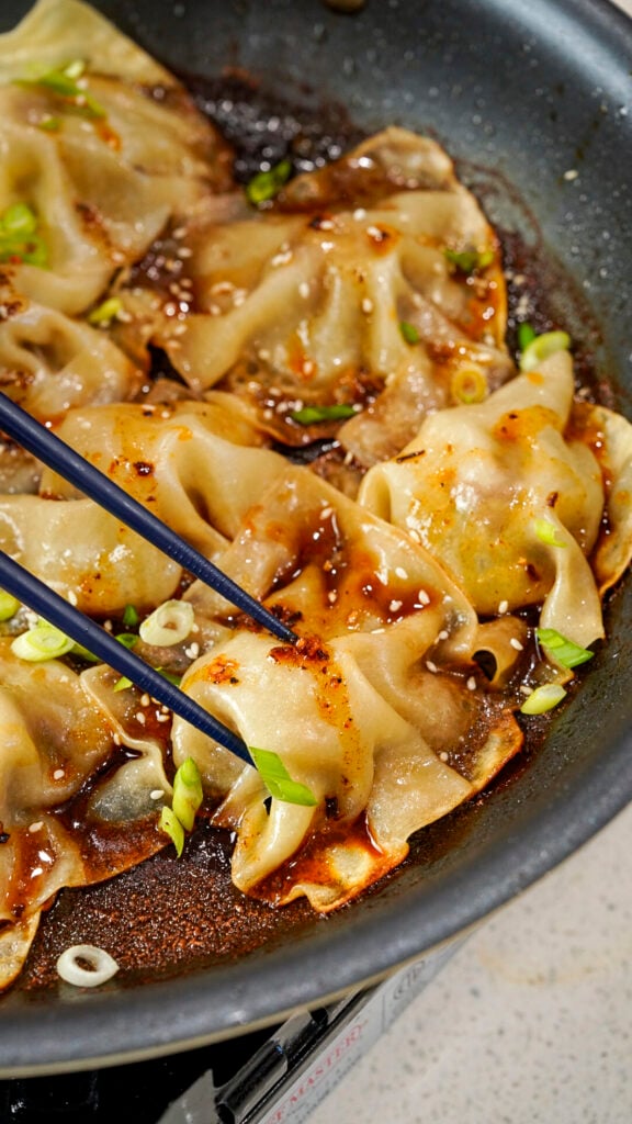 Ground Beef Viral No Fold Blanket Dumpling Recipe in a pan.